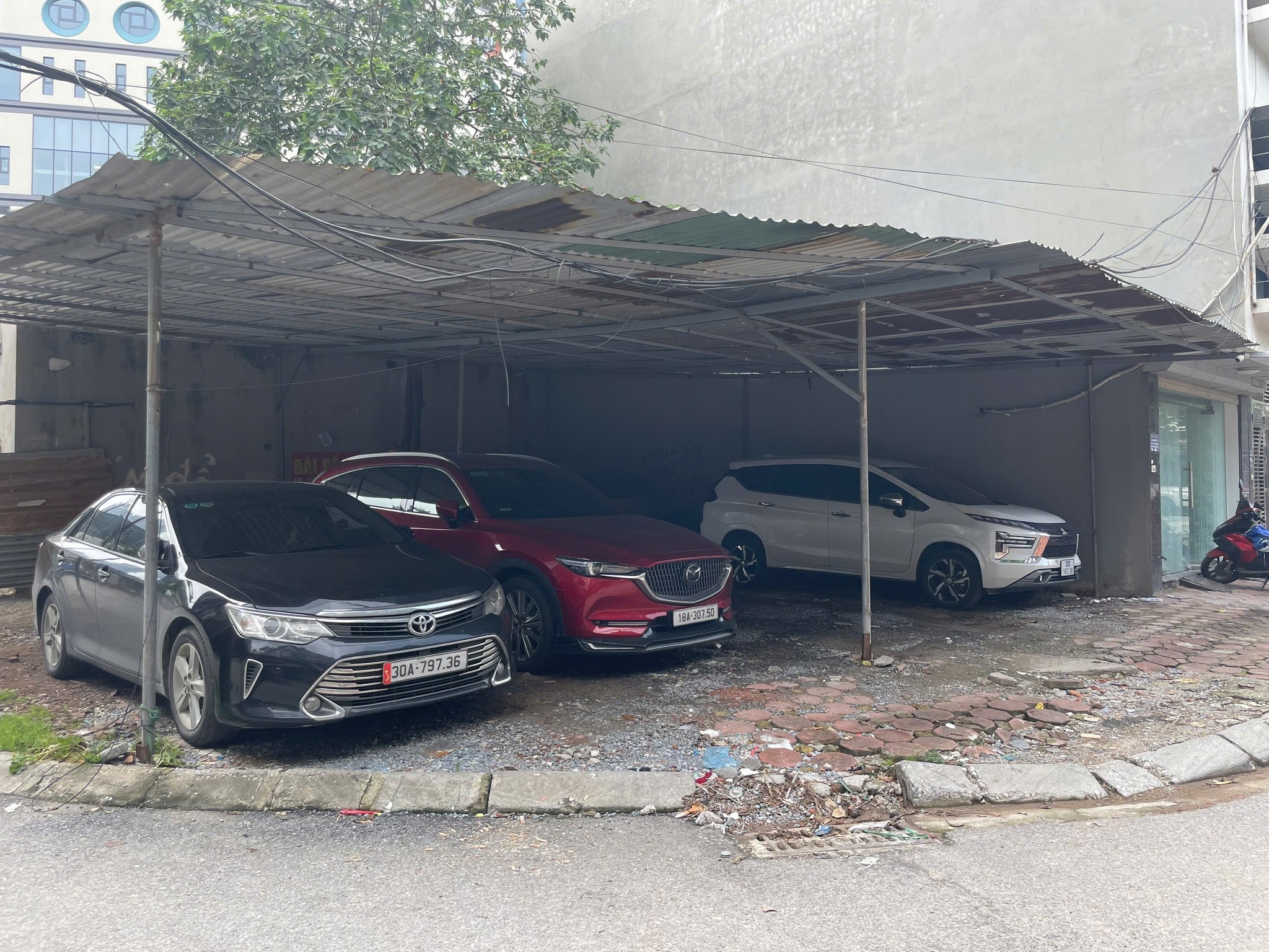 ĐẤT – LÔ GÓC – VỈA HÈ – ÔTÔ TRÁNH – KD SẦM UẤT – GẦN BV HỒNG NGỌC – LÊ QUANG ĐẠO – 81M², MT 6m. - Ảnh chính